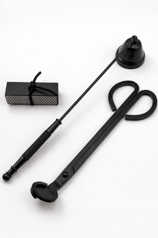 Kit de Cuidado para Velas Negro Metal – Tijera, Apagavelas y Cerillas
