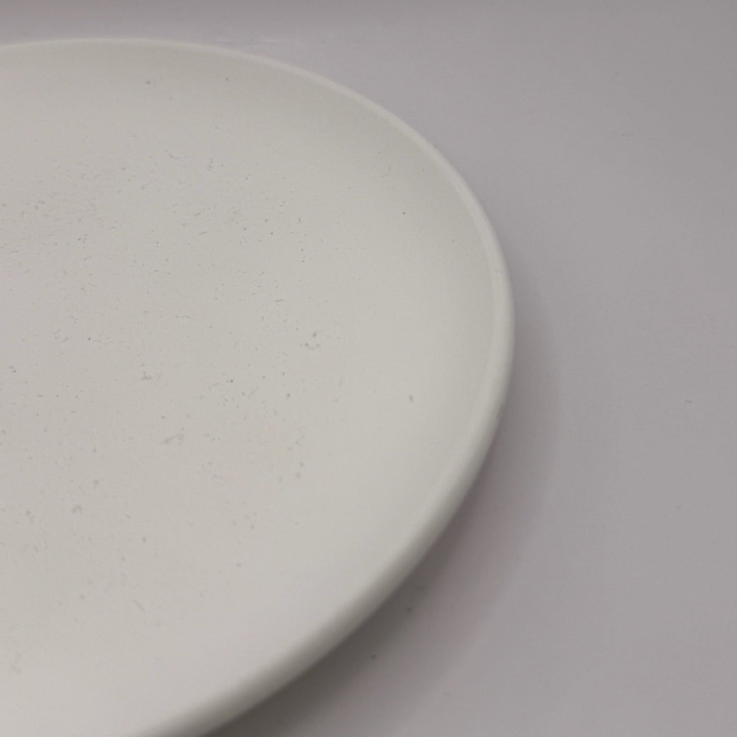 Detalle plato soporte velas decorativo