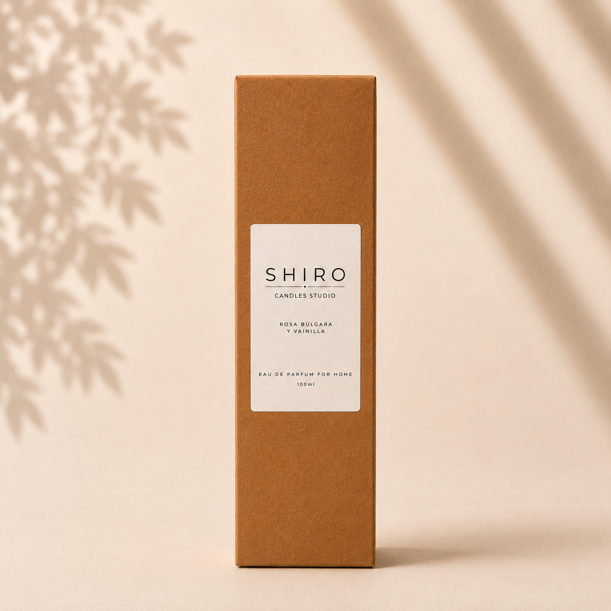 Caja del perfume para el hogar Rosa Búlgara y Vainilla de Shiro Candles Studio, spray ambientador premium con fragancia floral y packaging minimalista de diseño elegante