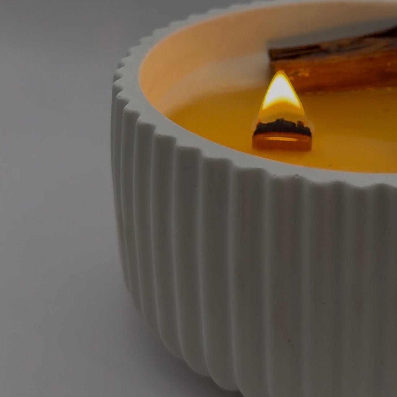 Vela aromática Roll de Canela en cera de soja